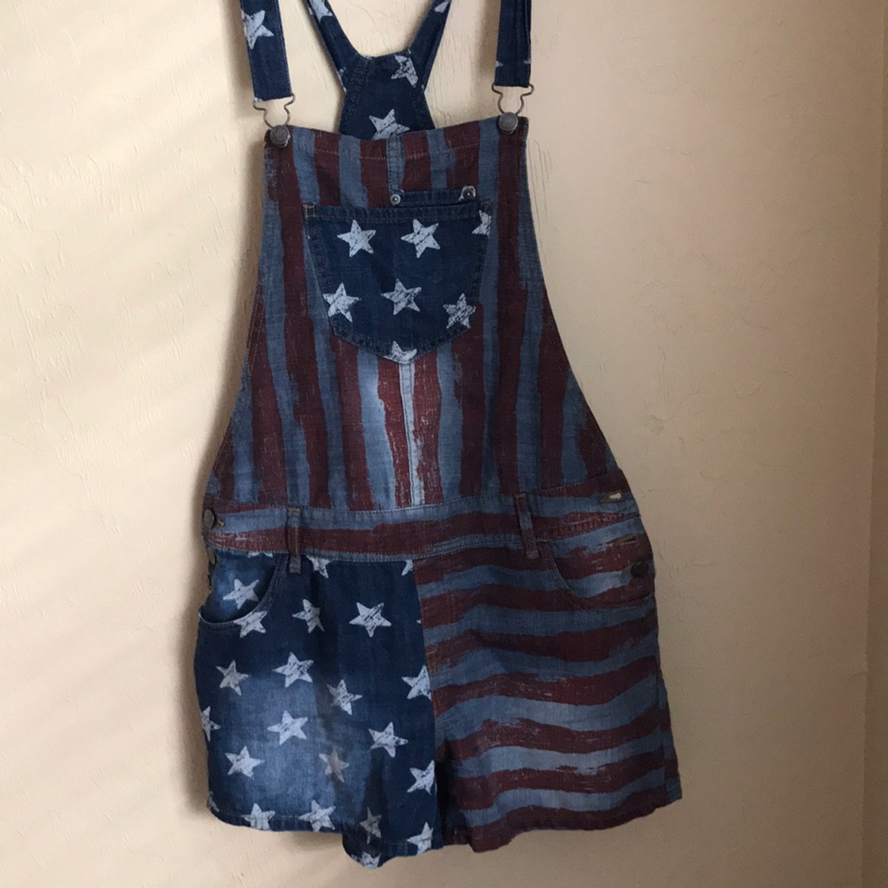 SUPER cute USA overalls